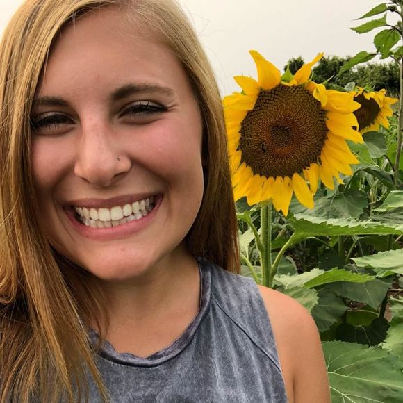 Meet your Posher, Juneann - Picture 1 of 1